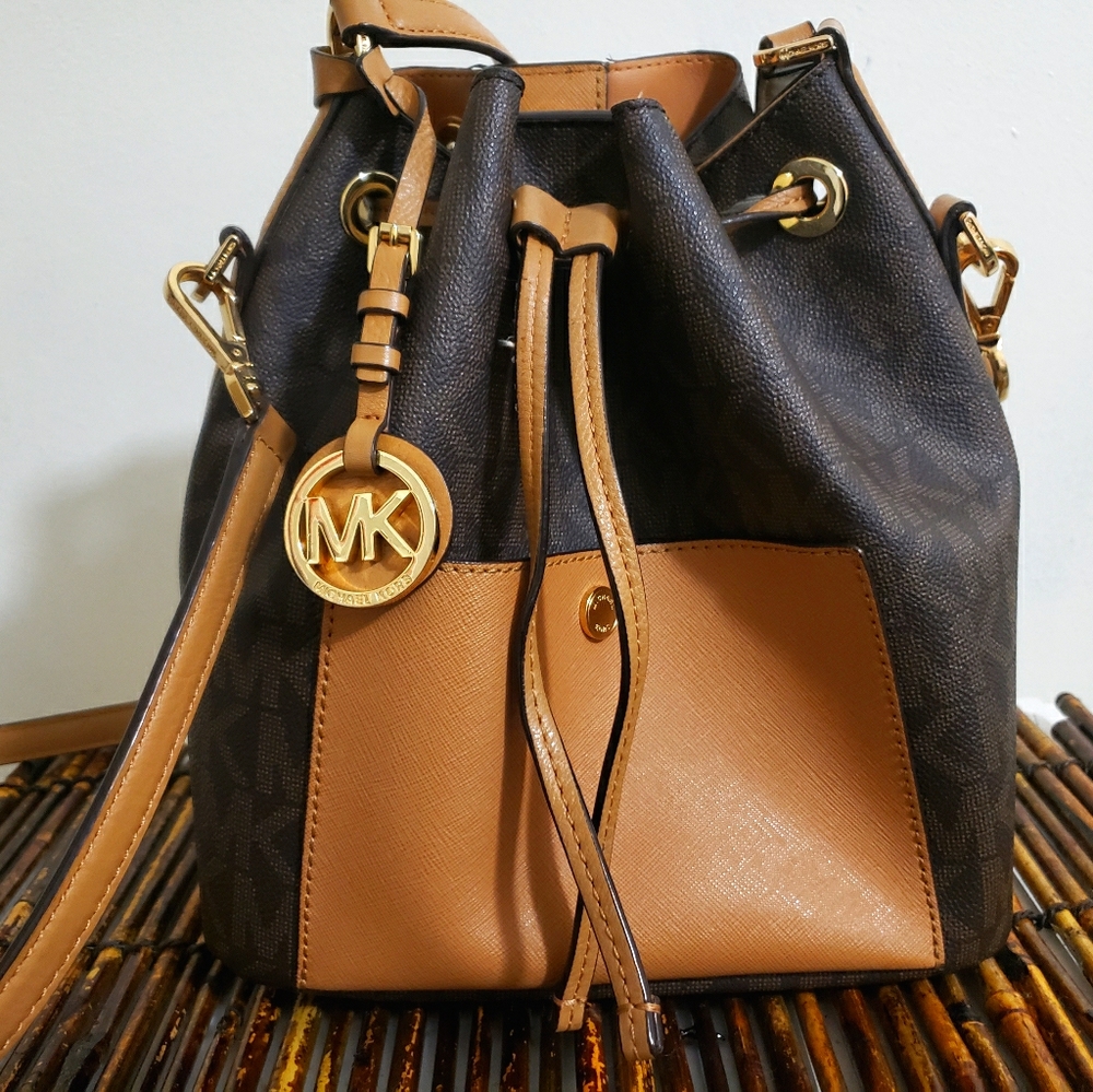 Michael kors double strap bag